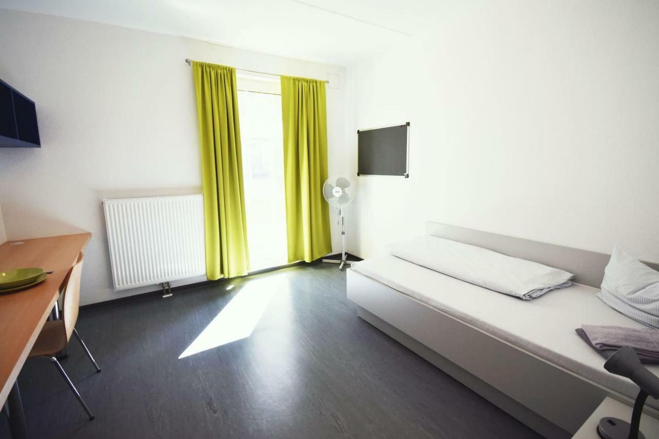 Campus-Gastehaus Aparthotel Mannheim Exterior foto